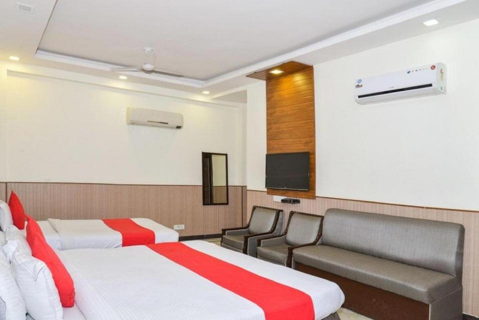 Hotel Shanti House New Delhi Karnail Singh Stadium Gate No 1 Екстериор снимка