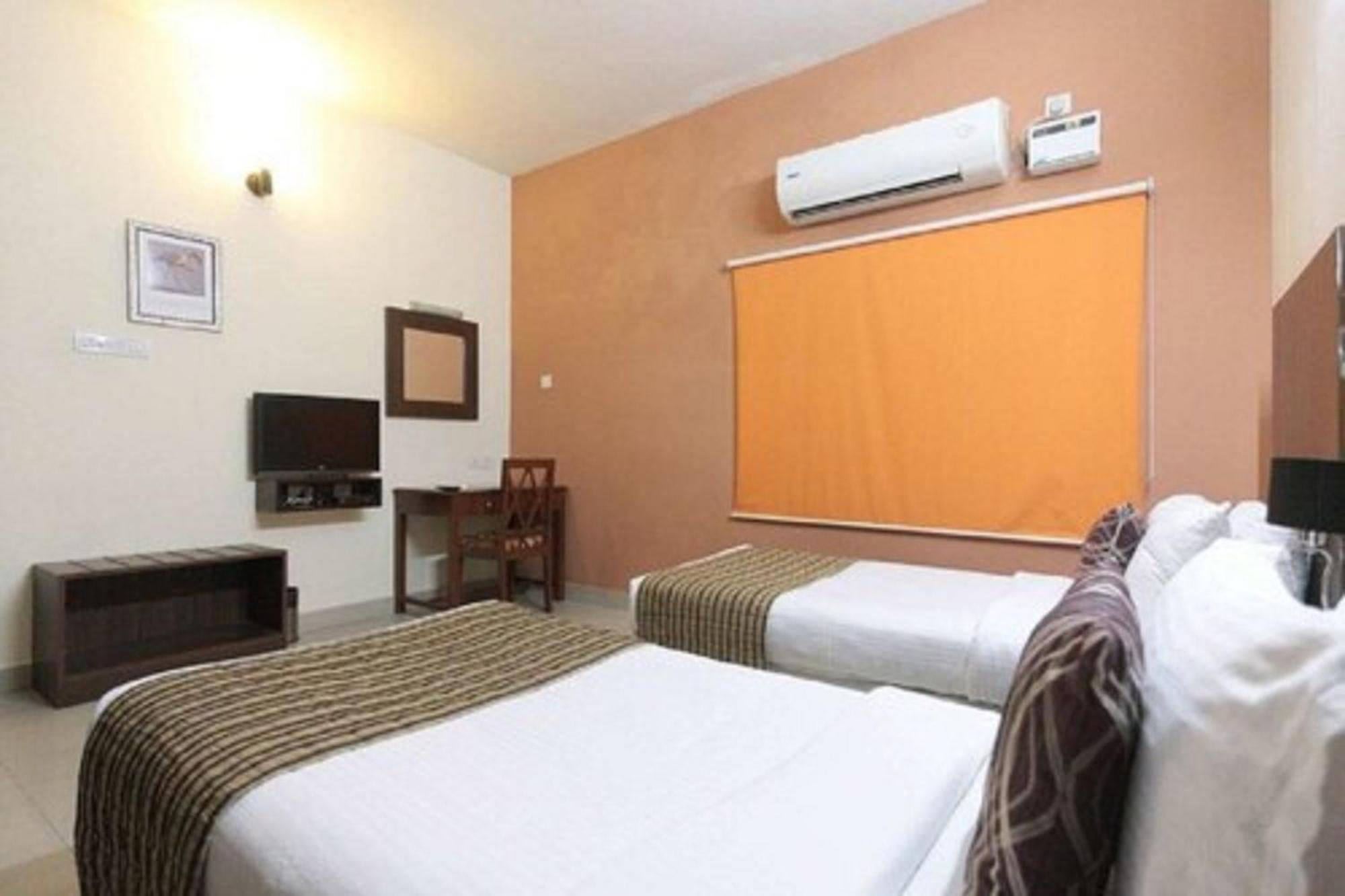 Hotel Shanti House New Delhi Karnail Singh Stadium Gate No 1 Екстериор снимка