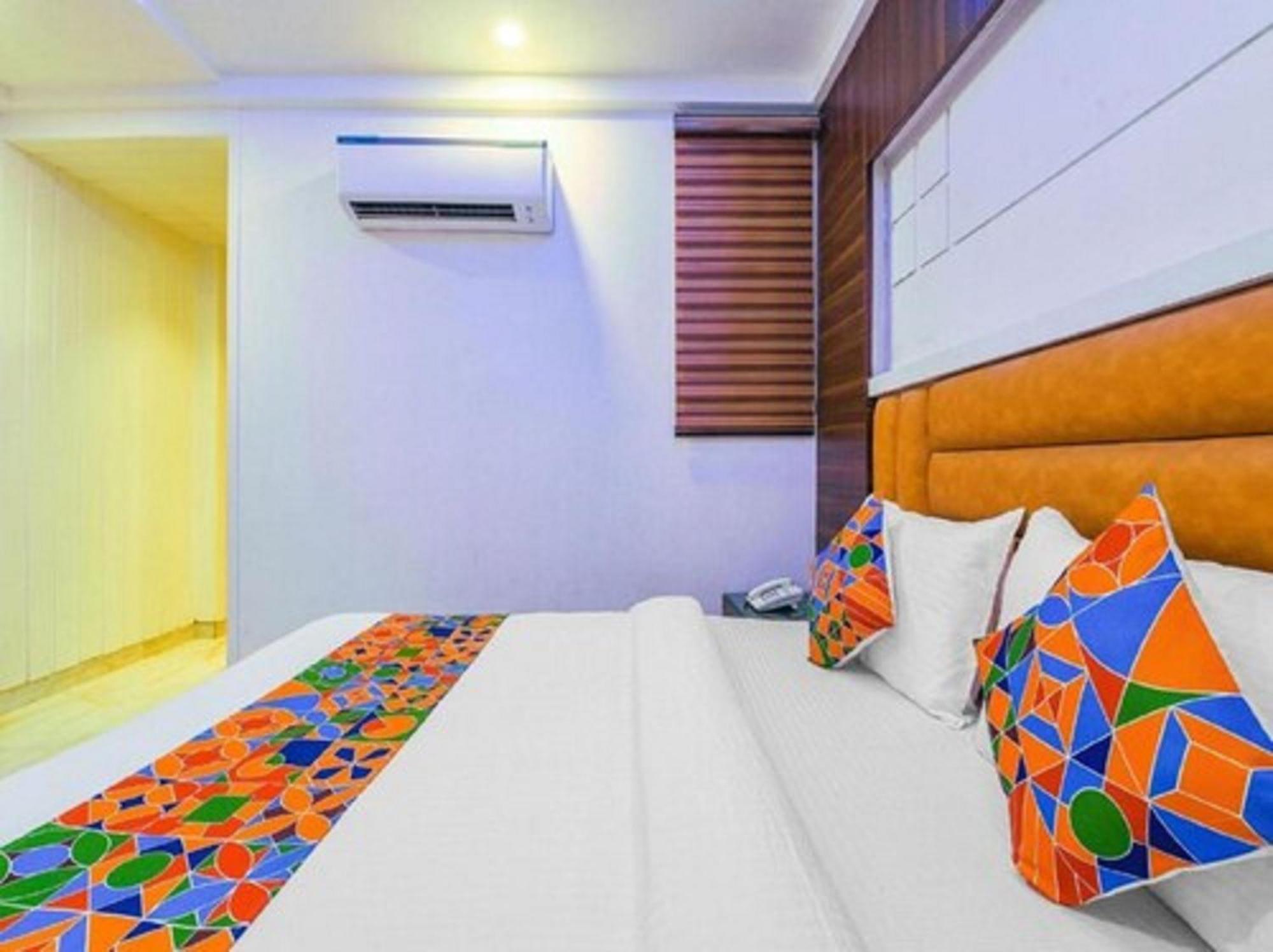 Hotel Shanti House New Delhi Karnail Singh Stadium Gate No 1 Екстериор снимка