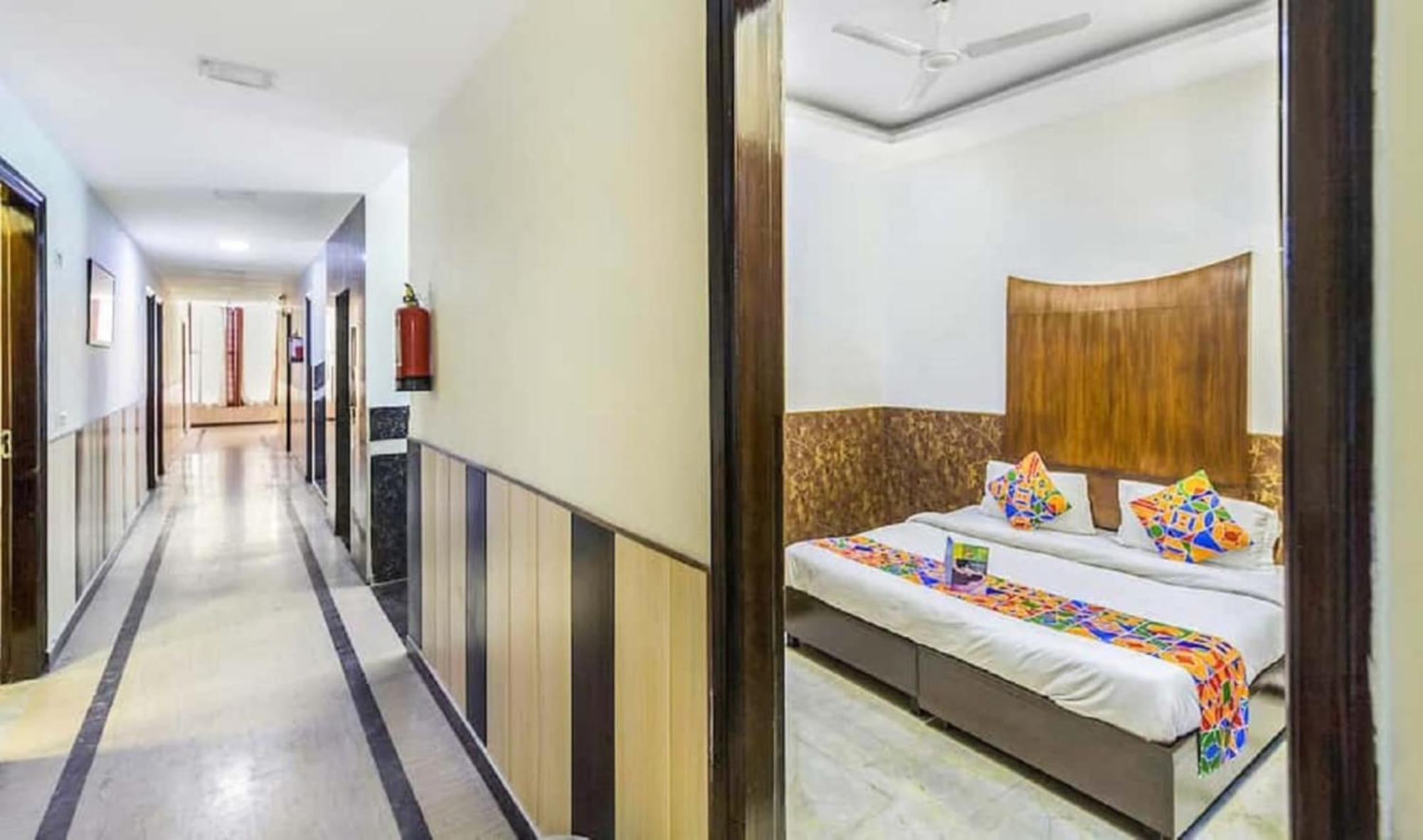 Hotel Shanti House New Delhi Karnail Singh Stadium Gate No 1 Екстериор снимка